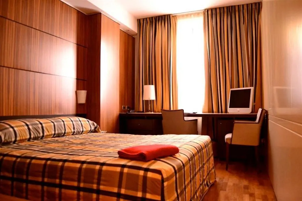 ****  Hotel Carrobbio Milan Italy