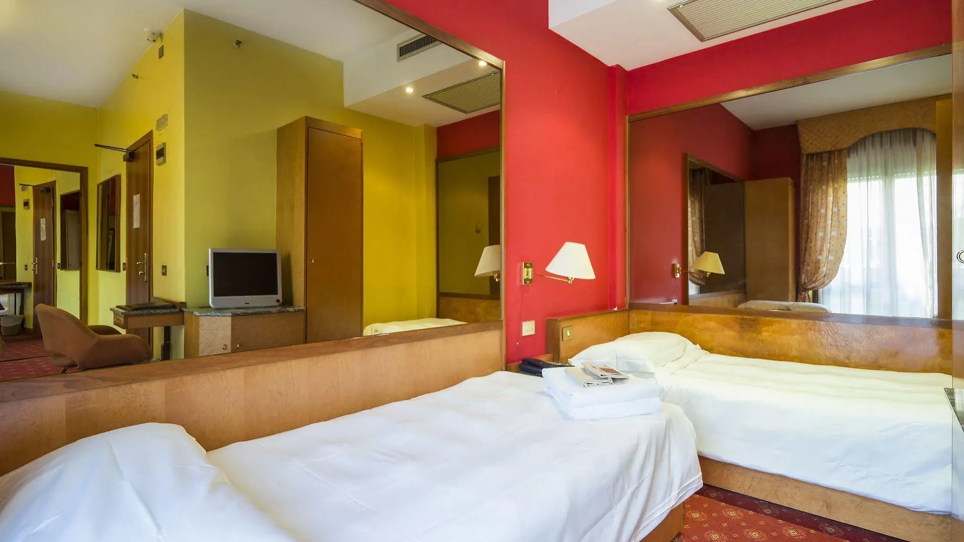 Hotel Carrobbio Milan