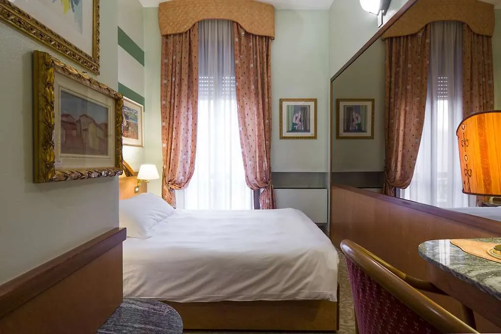 Hotel Carrobbio Milan