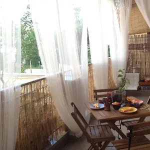 Lovely Terrace Apartament